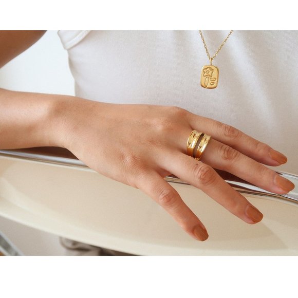 NEW 18K Gold Plated Double Layer Curve Ring - Picture 3 of 8